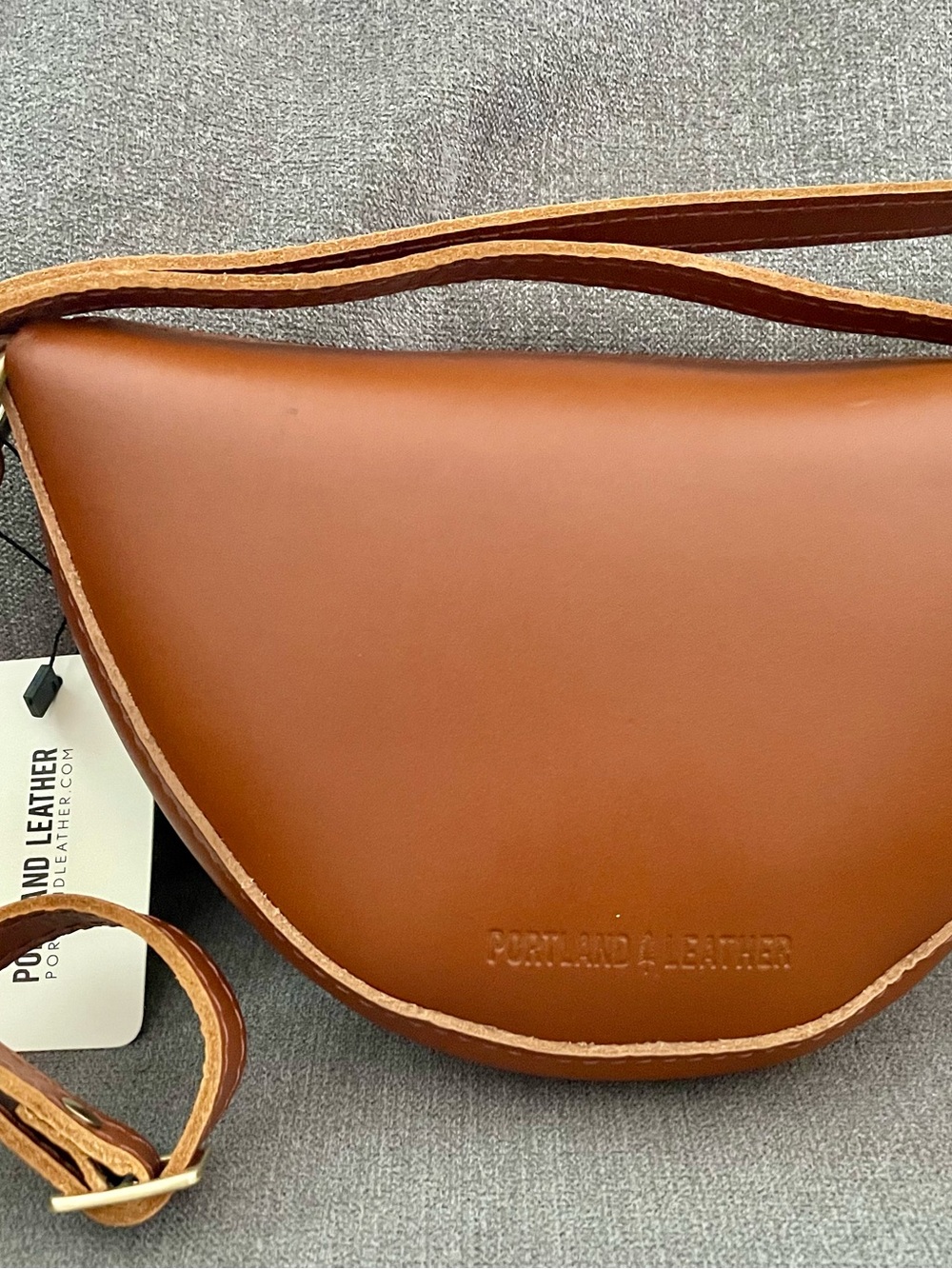 NWT Portland Leather Honey Koala Sling Bag - Picture 3 of 8